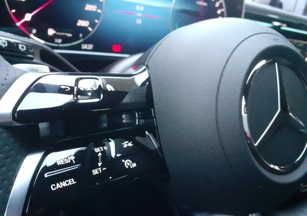 Mercedes-Benz Klasa E cena 429000 przebieg: 4, rok produkcji 2023 z Pszczyna małe 137